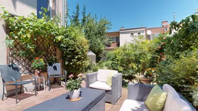 Domy na predaj 7-izbový, Bratislava-Rača · €579 000