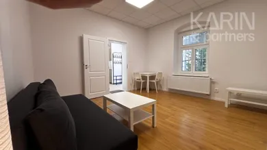 Na prenájom 2-izbový byt, 60 m², Bratislava-Staré Mesto, Palackého