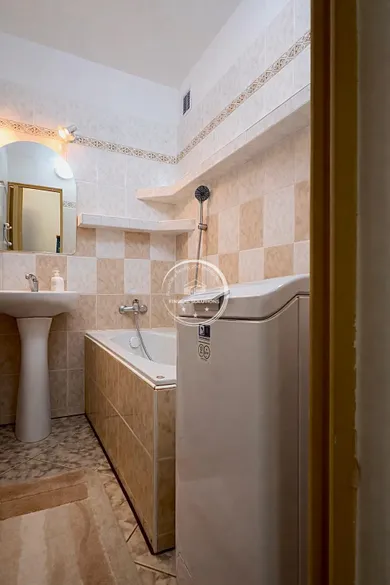 Na prenájom 1-izbový byt, 35 m², Trenčín, Sihoť IV