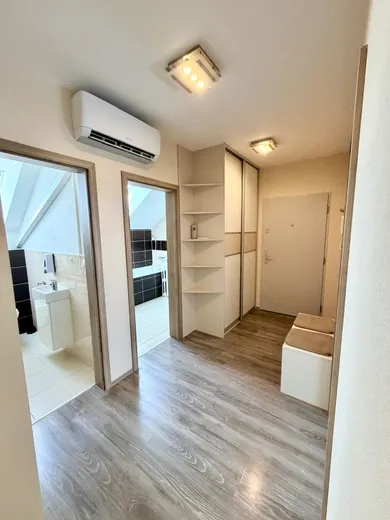 Na prenájom 2-izbový byt, 60 m², Malacky, Bažantnica