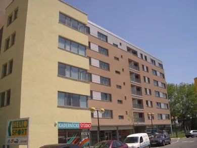 Na prenájom objekt v Bratislava-Nové Mesto · €715 · Dokončené