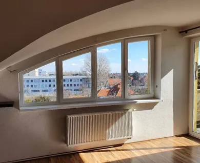 Na prenájom 1-izbový byt, 45 m², Bratislava-Ružinov, Krajná