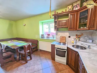 Na predaj 5-izbový dom, 94 m², Žarnovica