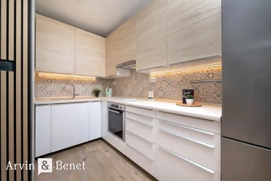 Na predaj 1-izbový byt, 31 m², Bratislava-Dúbravka, Pri Hrubej lúke