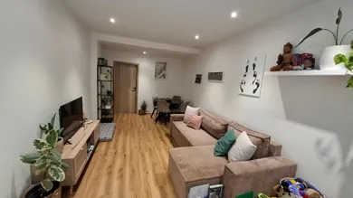Na predaj 2-izbový byt, 55 m², Holíč, M. Nešpora