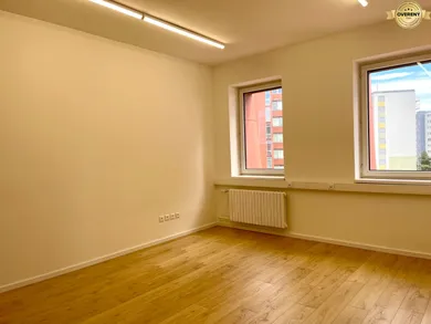 Na prenájom komerčné v Bratislava-Nové Mesto · €240 · Dokončené