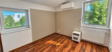 Na prenájom 4-izbový dom, 125 m², Senec, Višňová