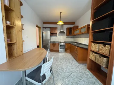 Na predaj 3-izbový byt, 78 m², Ružomberok, Veterná