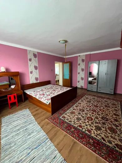 Na predaj 5-izbový dom, 200 m², Obid, Kráľa Štefana