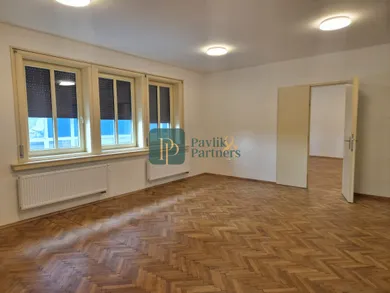 Objekty na prenájom, Nitra · €1 200