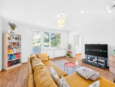 Mieszkania na sprzedaż, 4-pokojowe, Stará Turá · €149 900