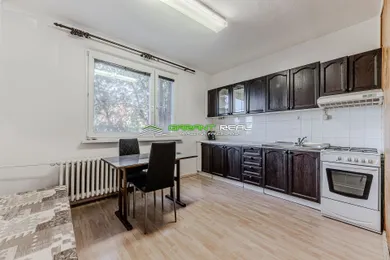 Na predaj 1-izbový byt, 43 m², Prešov, Švábska
