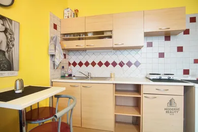 Na predaj 1-izbový byt, 20 m², Nové Zámky