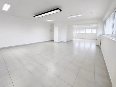 Na predaj komerčné, 106 m², Bratislava-Ružinov, Na piesku