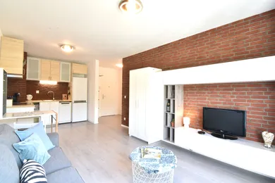 Na prenájom 2-izbový byt, 40 m², Nitra, Hornostavská
