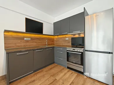 Na prenájom 2-izbový byt, 72 m², Liptovský Mikuláš, Hurbanova