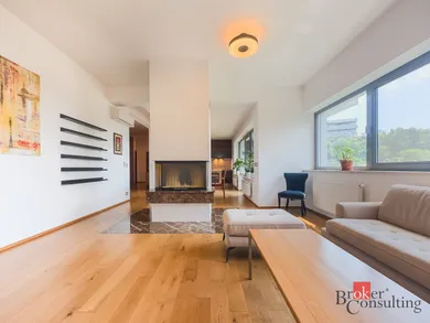 Na prenájom 5-izbový byt, 155 m², Bratislava-Staré Mesto