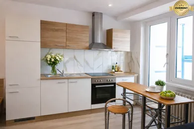 Mieszkania na wynajem, 1-pokojowe, Bratislava-Dúbravka · €850