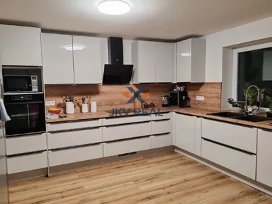 Na predaj dom, 90 m², Hruboňovo