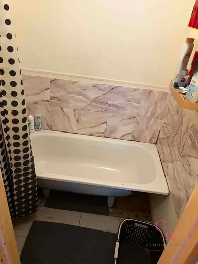 Na predaj 2-izbový byt, 62 m², Šahy, SNP