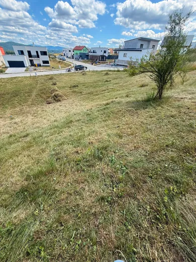 Na predaj pozemok, 915 m², Banská Bystrica, Pršianska cesta