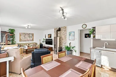 Na predaj dom, 180 m², Bratislava-Podunajské Biskupice, Petöfiho