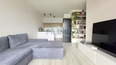 Квартиры в аренду, 3-комнатные, Bratislava-Dúbravka · €1 000