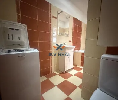 Na predaj 2-izbový byt, 45 m², Michalovce, nad laborcom
