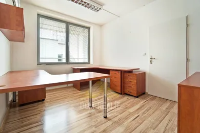 Na prenájom objekt, 108 m², Bratislava-Staré Mesto