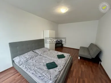 Na prenájom 1-izbový byt, 39 m², Prievidza