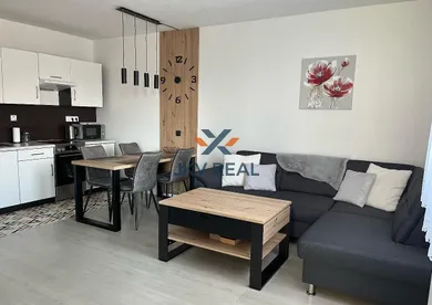 Mieszkania na wynajem, 2-pokojowe, Čadca · €580