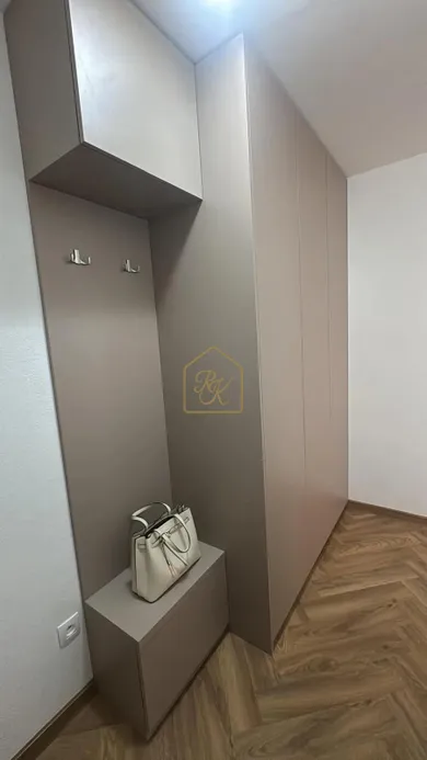 Na predaj 2-izbový byt, 55 m², Nitra, Coboriho