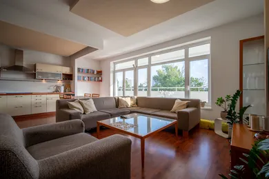 Na prenájom byt v Bratislava-Nové Mesto · €1 290 · Pôvodný stav