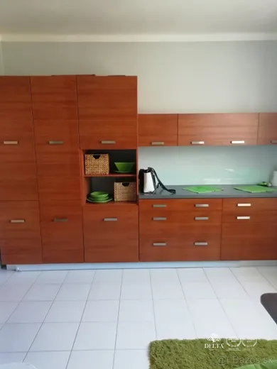 Na prenájom 1-izbový byt, 36 m², Banská Bystrica, Lazovná