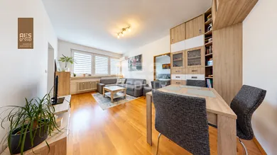 Eladó lakások, 3-szobás, Bratislava-Karlova Ves · €236 500