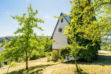Na predaj 6-izbový rekreačný dom, 163 m², Kvakovce