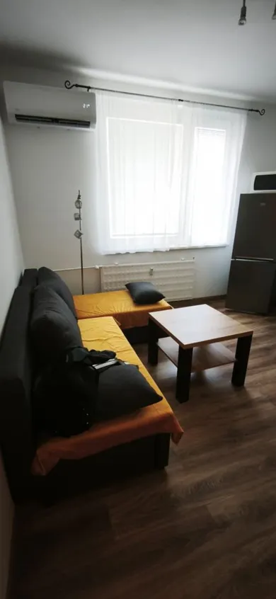 Mieszkania na wynajem, 2-pokojowe, Dunajská Streda · €500