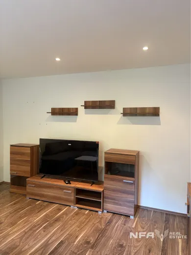 Na prenájom 2-izbový byt, 55 m², Handlová