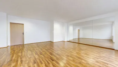 Na predaj 2-izbový byt, 57 m², Bratislava-Dúbravka, Agátová