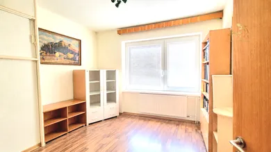 Na predaj 4-izbový byt, 82 m², Zemplínska Teplica, Obchodná