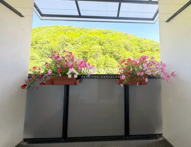 Na predaj 3-izbový byt, 70 m², Nová Baňa, Školská