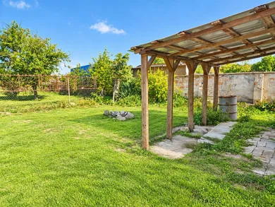 Na predaj dom, 72 m², Jelka, Školská