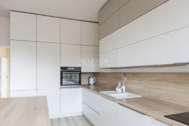 Na prenájom 3-izbový byt, 85 m², Bratislava-Vrakuňa, Čučoriedková
