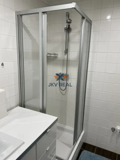 Na predaj 3-izbový byt, 64 m², Nové Zámky