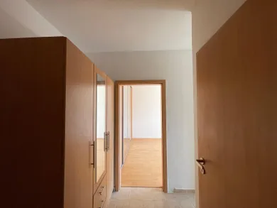 Na predaj 1-izbový byt, 38 m², Bratislava-Dúbravka, Ožvoldíkova