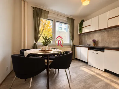 Na predaj 3-izbový byt, 73 m², Banská Bystrica, Rudohorská