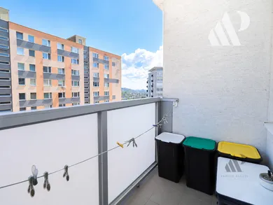 Квартиры в аренду, 3-комнатные, Bratislava-Karlova Ves · €690