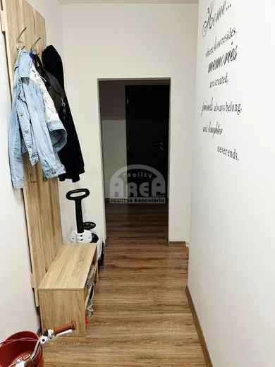 Na prenájom 2-izbový byt, 57 m², Michalovce, -