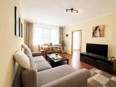 Na prenájom 2-izbový byt, 56 m², Piešťany