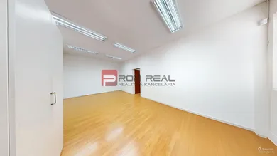 Na predaj objekt, 180 m², Bratislava-Nové Mesto, Elektrárenská
